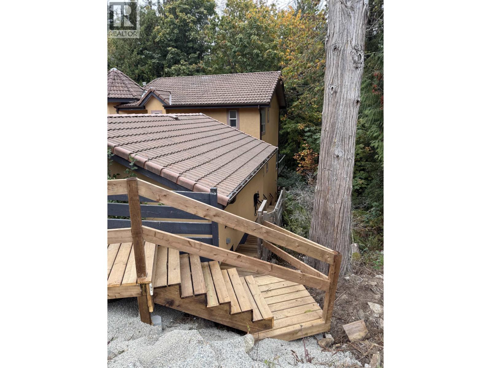 5836 MARINE WAY, Sechelt