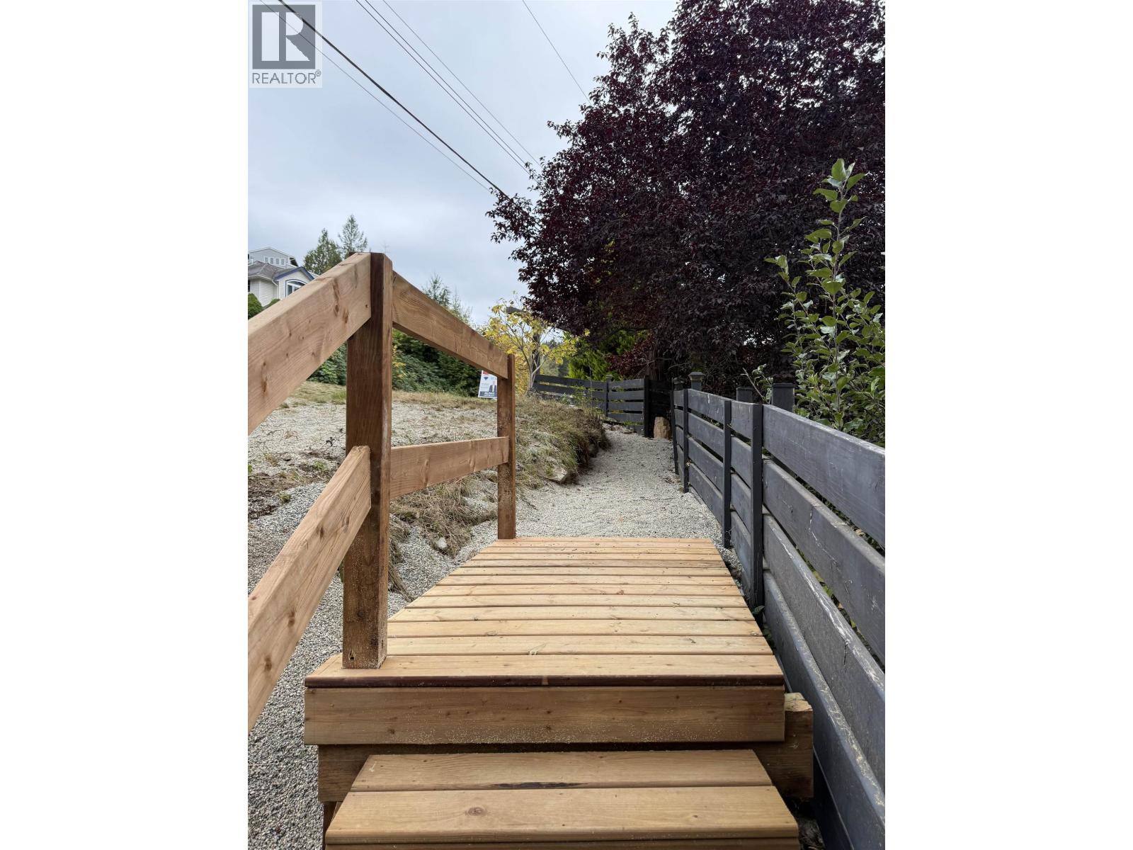 5836 MARINE WAY, Sechelt