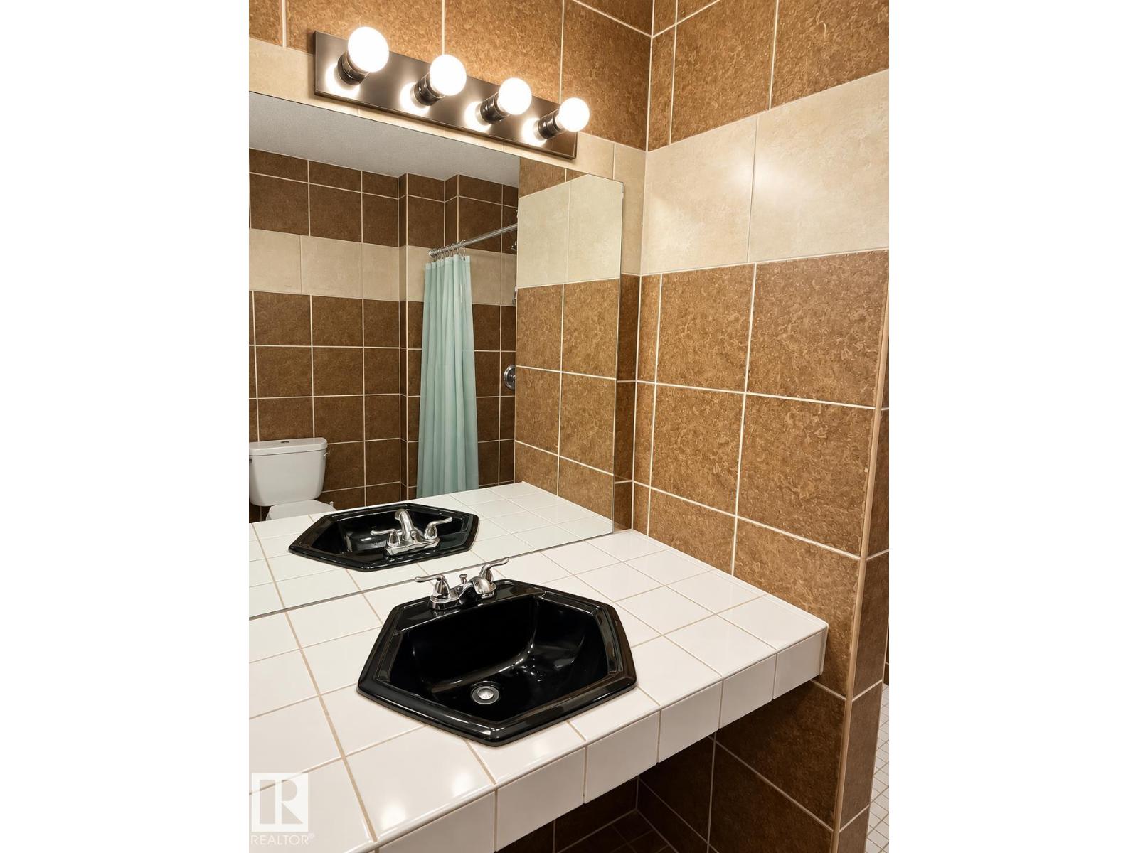 18929 99A AV NW - 15