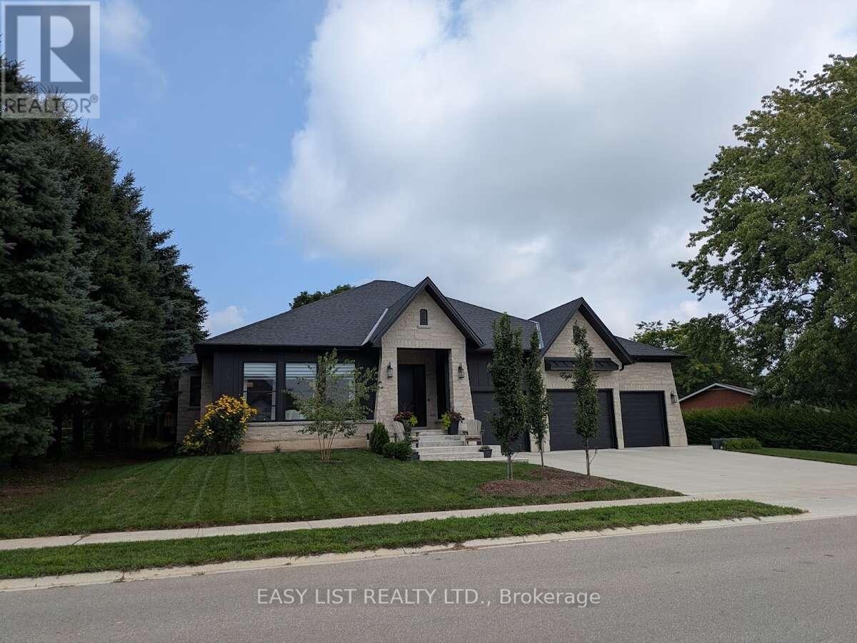 8 TANAGER DRIVE, Tillsonburg — photo 3
