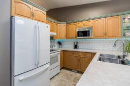 125 Stoney Lake Bay, Winnipeg, MB R3W1L1 Photo 10