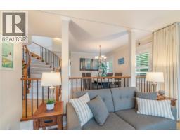 1765 Admiral Tryon Blvd, French Creek, BC V9P2V2 Photo 17