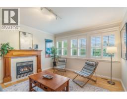 1765 Admiral Tryon Blvd, French Creek, BC V9P2V2 Photo 16