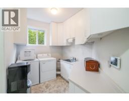 1765 Admiral Tryon Blvd, French Creek, BC V9P2V2 Photo 32