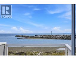 1765 Admiral Tryon Blvd, French Creek, BC V9P2V2 Photo 44