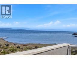 1765 Admiral Tryon Blvd, French Creek, BC V9P2V2 Photo 45
