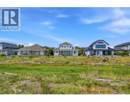 1765 Admiral Tryon Blvd, French Creek, BC V9P2V2 Photo 72