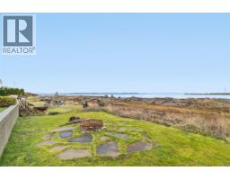 1765 Admiral Tryon Blvd, French Creek, BC V9P2V2 Photo 70