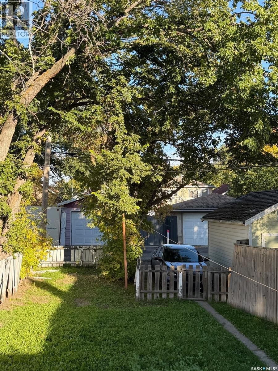 2027 Montreal STREET, Regina — photo 11