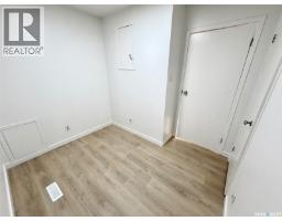 2027 Montreal Street, Regina, SK S4P1L5 Photo 10