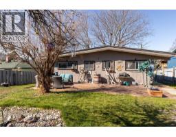 330 6 Street, Salmon Arm, BC V1E4E8 Photo 21