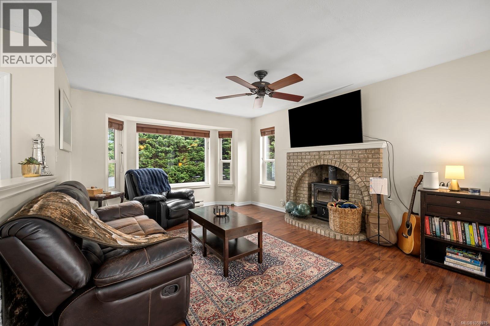 610 McPhedran Rd S - 18