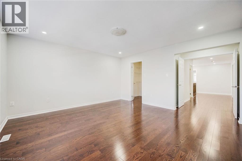 358 LAUNDON Terrace - 22