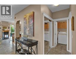 5pc Bathroom - 20 Shawbrooke Park Sw, Calgary, AB T2Y4L8 Photo 12