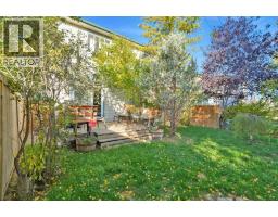 Living room - 20 Shawbrooke Park Sw, Calgary, AB T2Y4L8 Photo 6