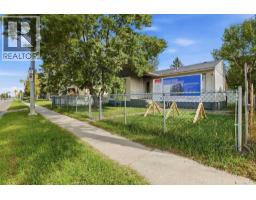 3520 Centre Street N - photo 1