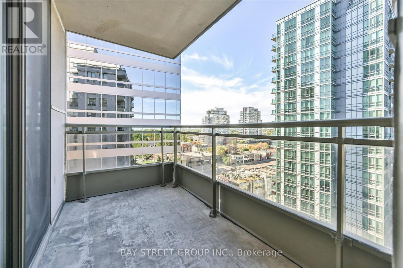#1210 260 DORIS AVENUE - Image 21