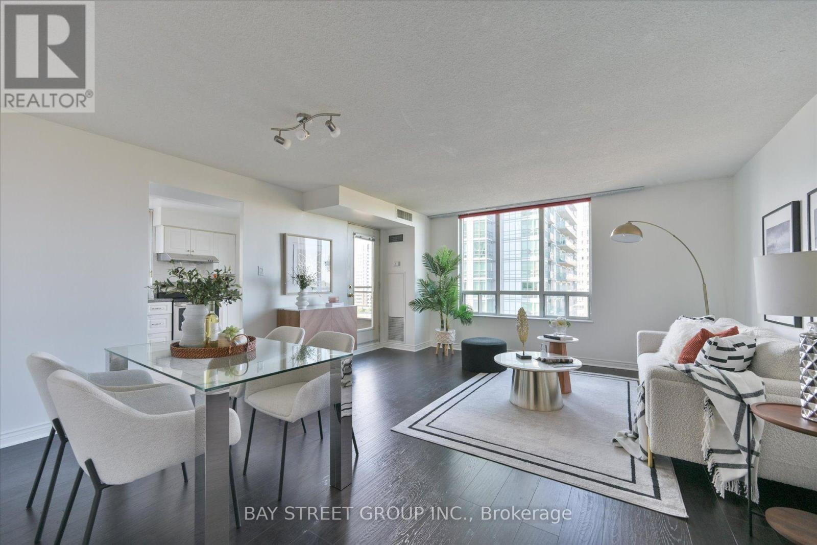 #1210 260 DORIS AVENUE - 9