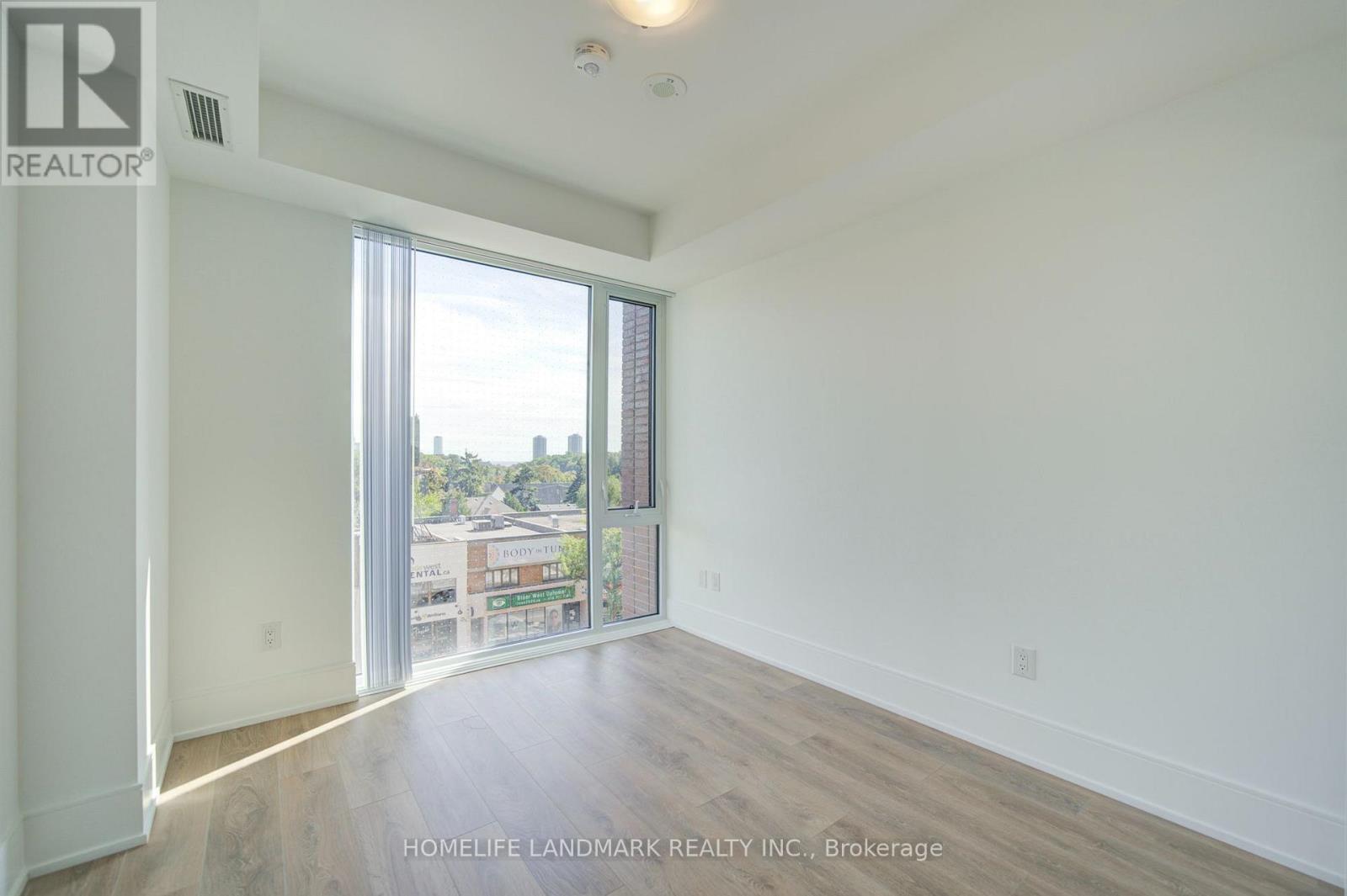 310 - 2450 BLOOR STREET W, Toronto (Lambton Baby Point) — photo 9