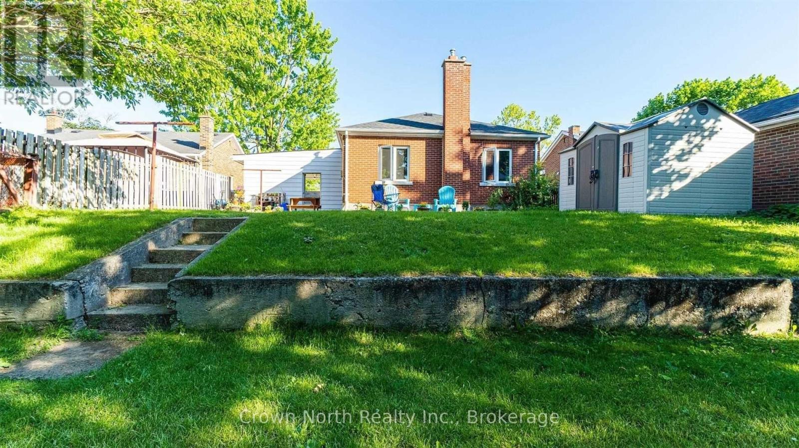 196 BLUCHER STREET - Image 37