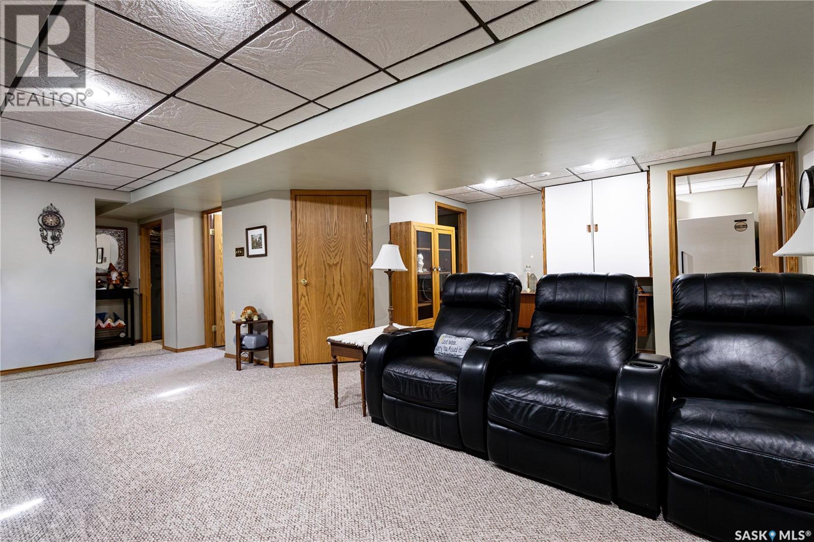 3251 Gould BAY E - 32