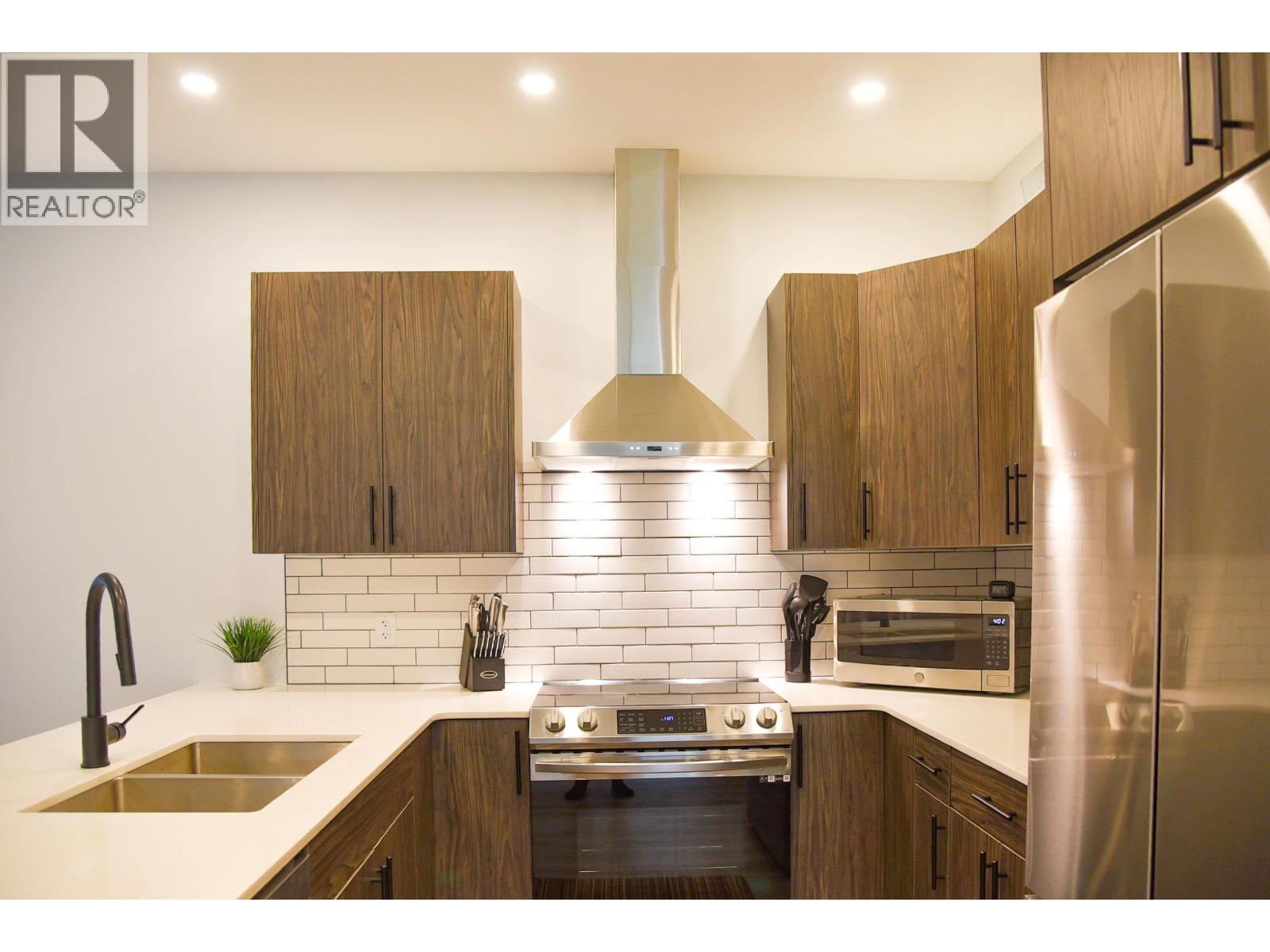 3415 BRUCE Street, Terrace, British Columbia, V8G3C7, Terrace, British Columbia — photo 5 of 5