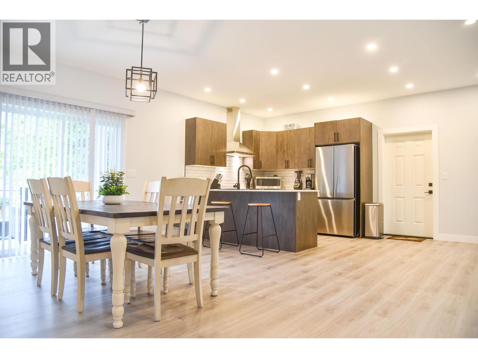 3415 BRUCE STREET - 4