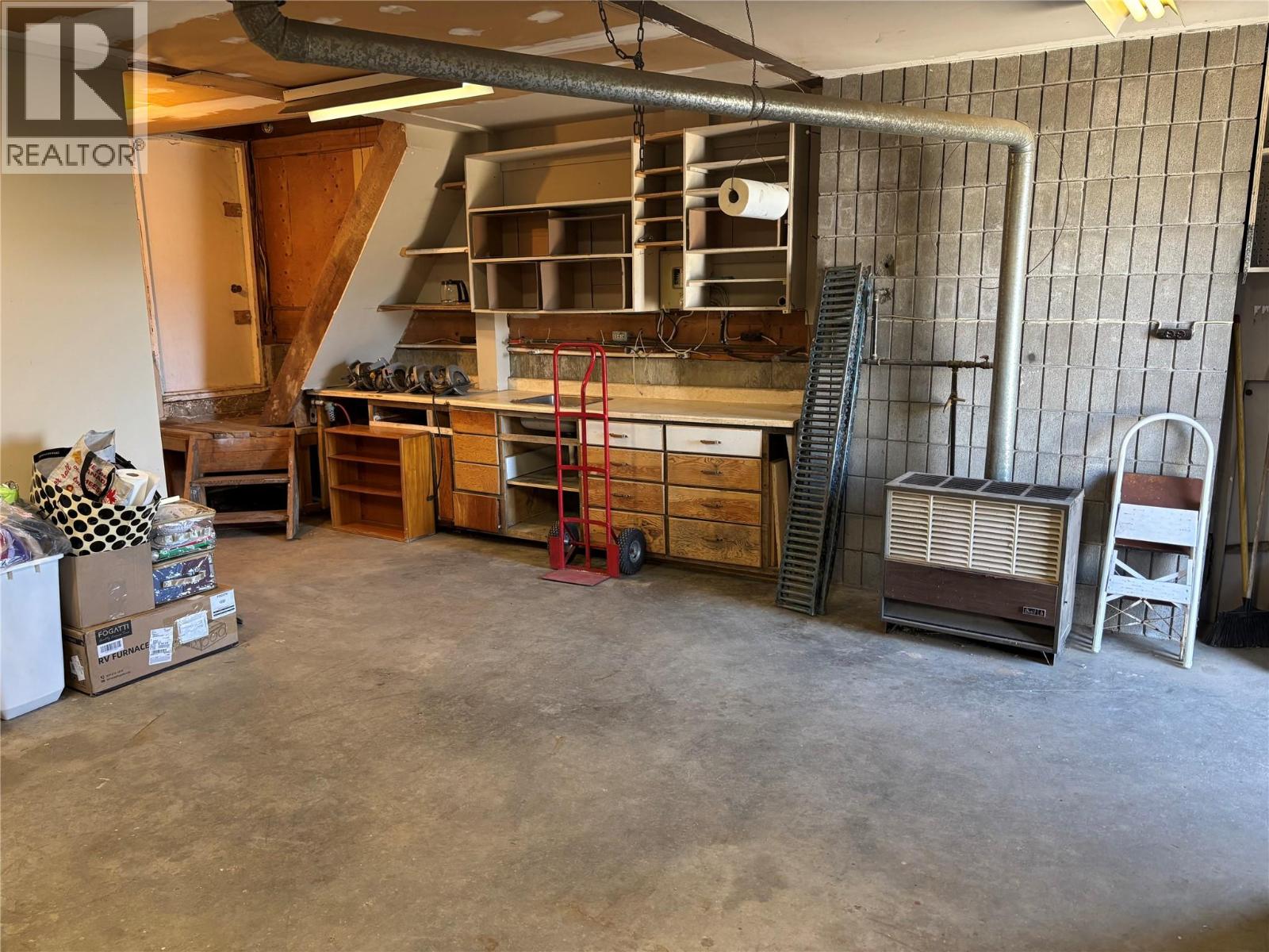838 McKenzie Road - 47