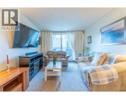 Living room - 140 Park Avenue East Unit# 211, Chatham, ON N7M3V6 Photo 6