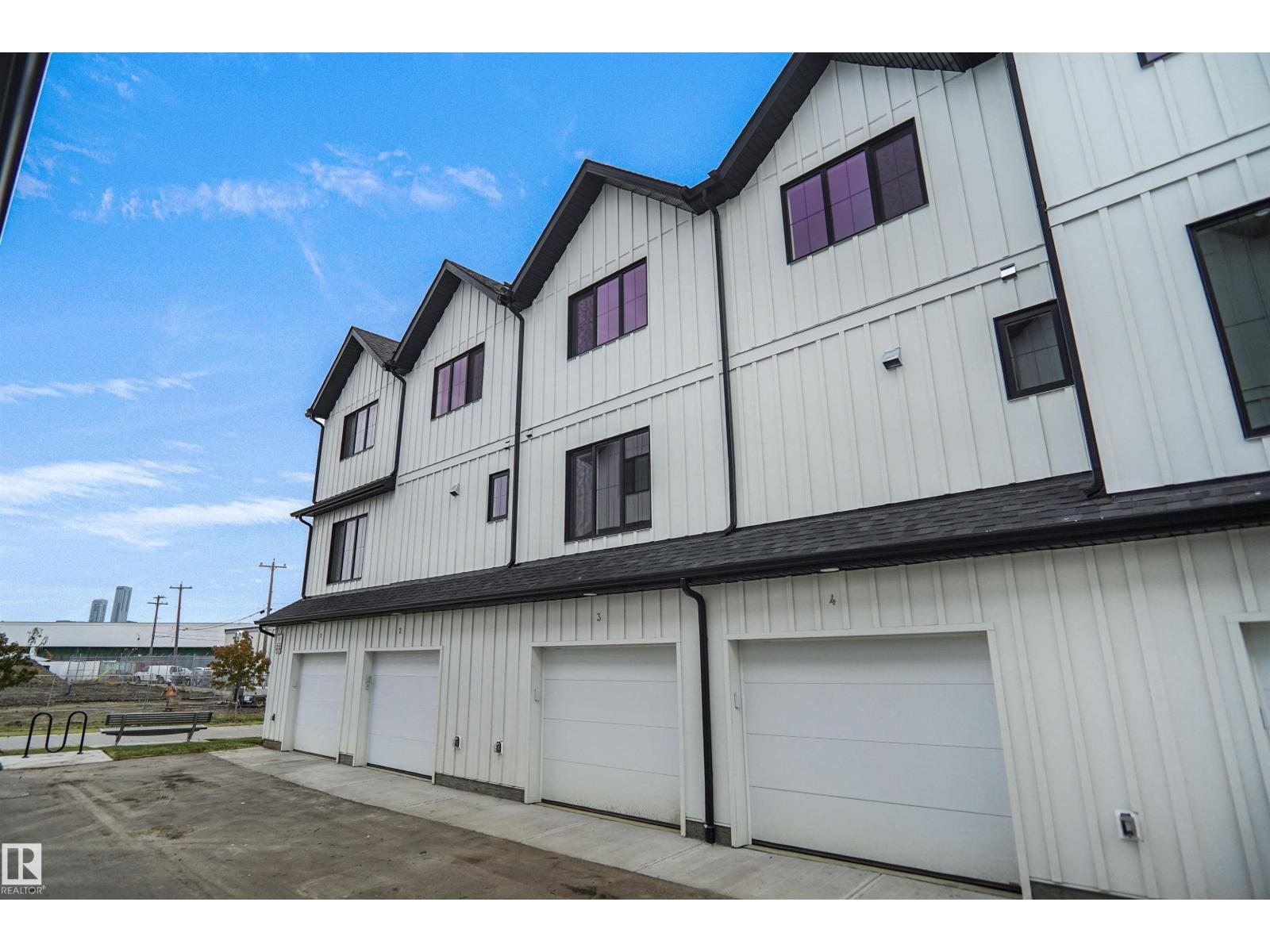 #3 29 Airport RD NW - 27