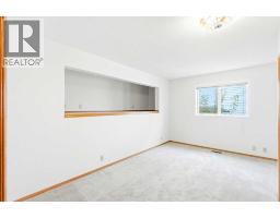 5 Sandpiper Gate Nw, Calgary, AB T3K3T8 Photo 22