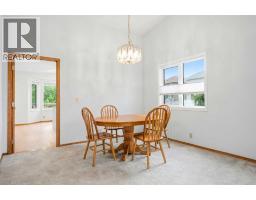4pc Bathroom - 5 Sandpiper Gate Nw, Calgary, AB T3K3T8 Photo 8
