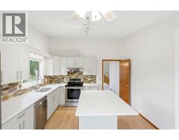 Recreational, Games room - 5 Sandpiper Gate Nw, Calgary, AB T3K3T8 Photo 13