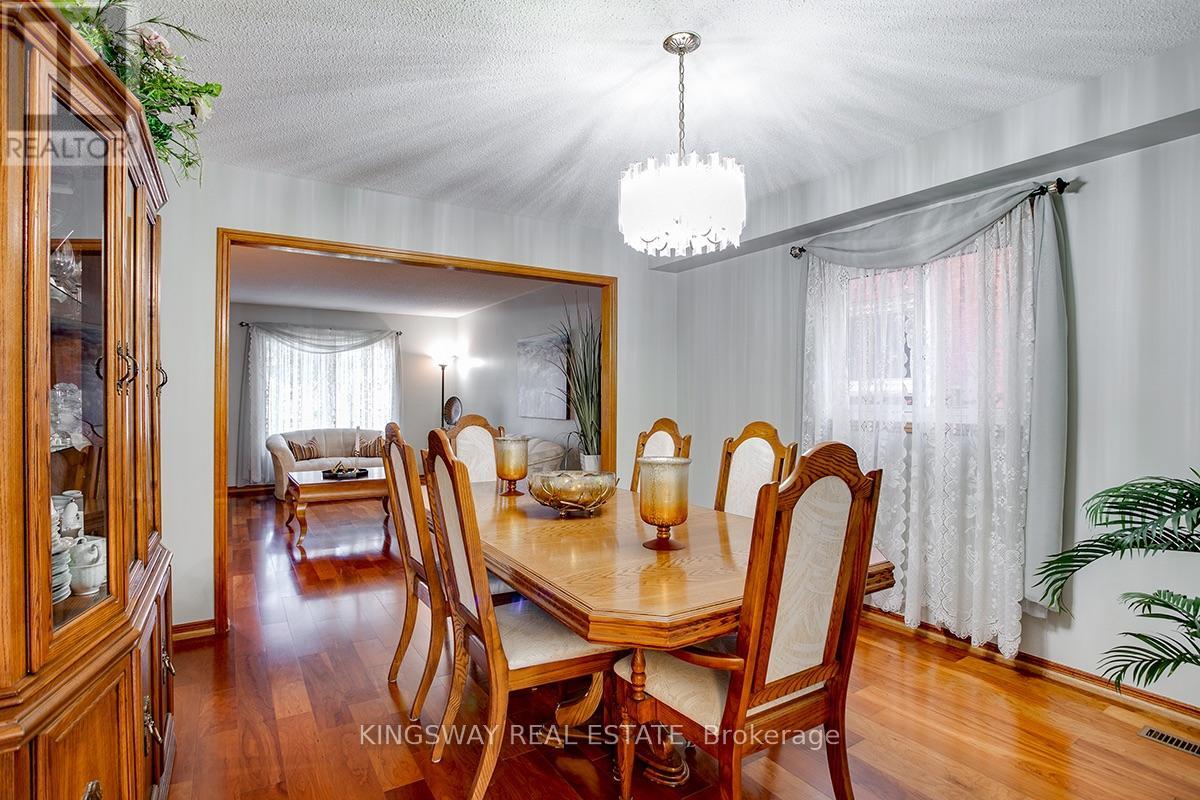 407 GLENASHTON DRIVE - 10