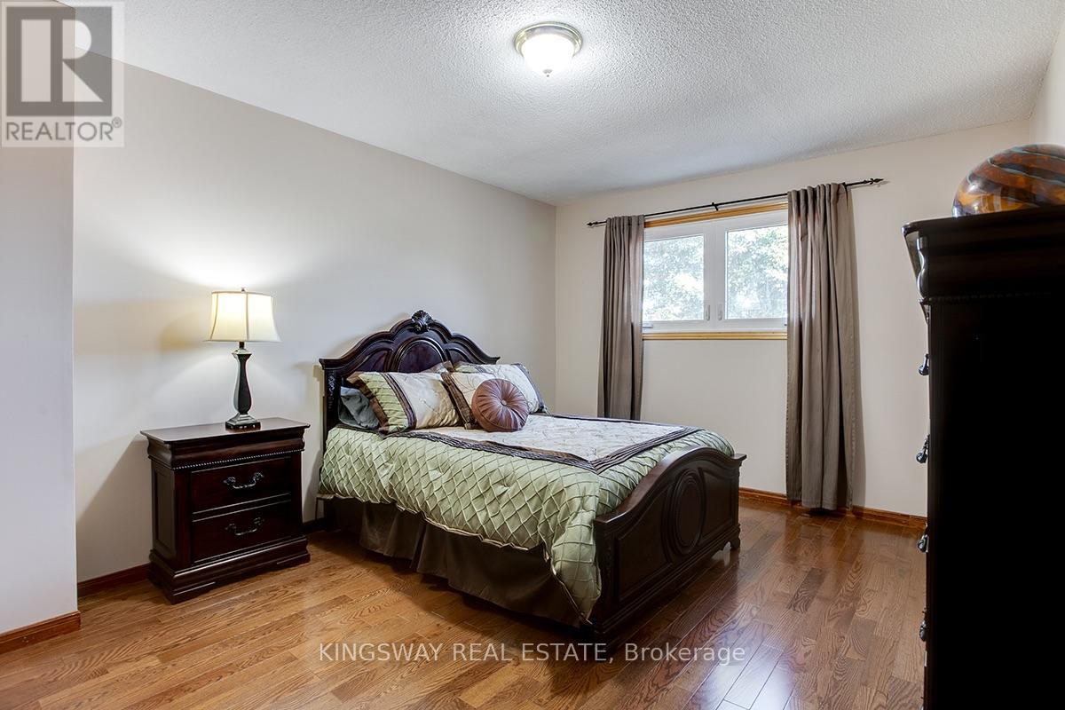 407 GLENASHTON DRIVE - Image 25