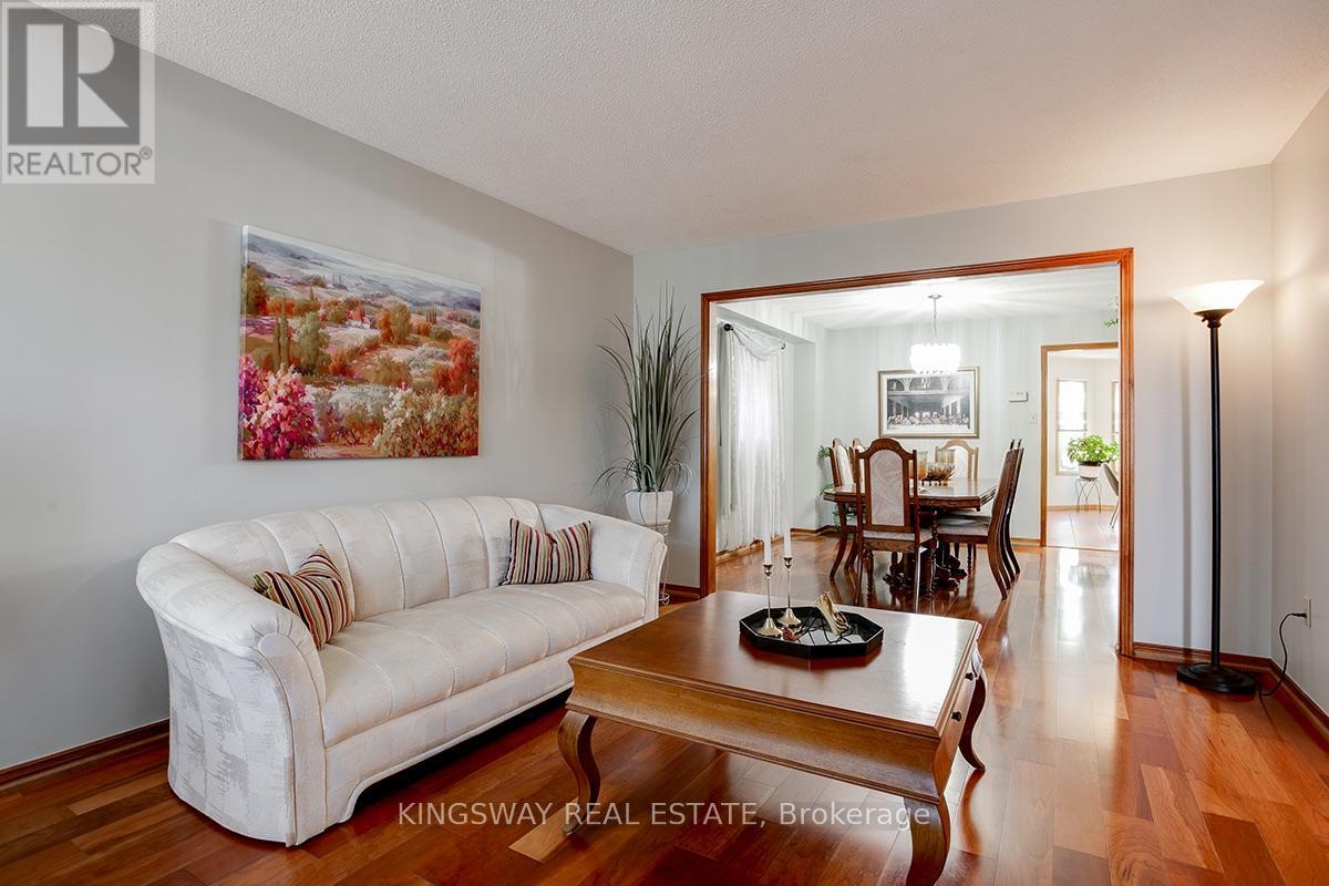 407 GLENASHTON DRIVE - 7