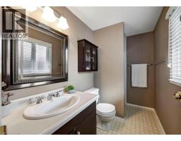 8 Lowell Street S Unit# Upper, Cambridge, ON N1R5C7 Photo 15