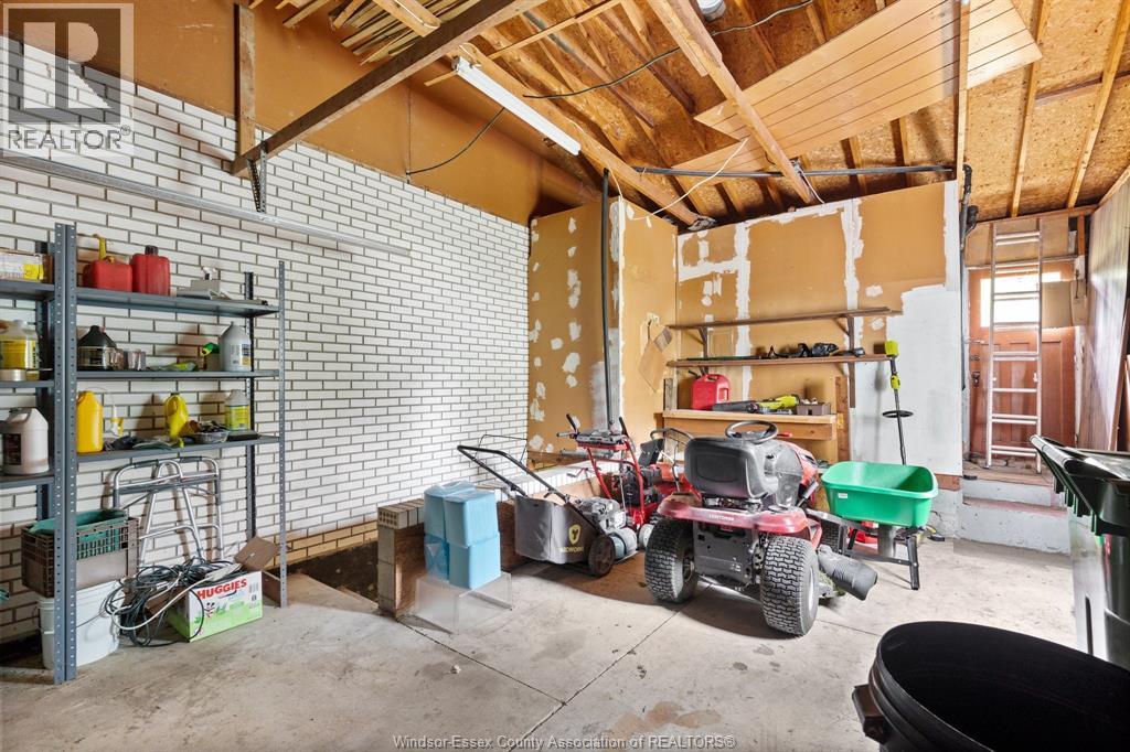 6370 MALDEN ROAD - 24