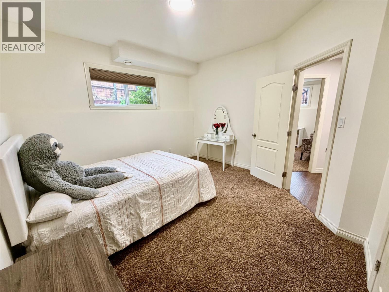 8416 18A Street - Image 19