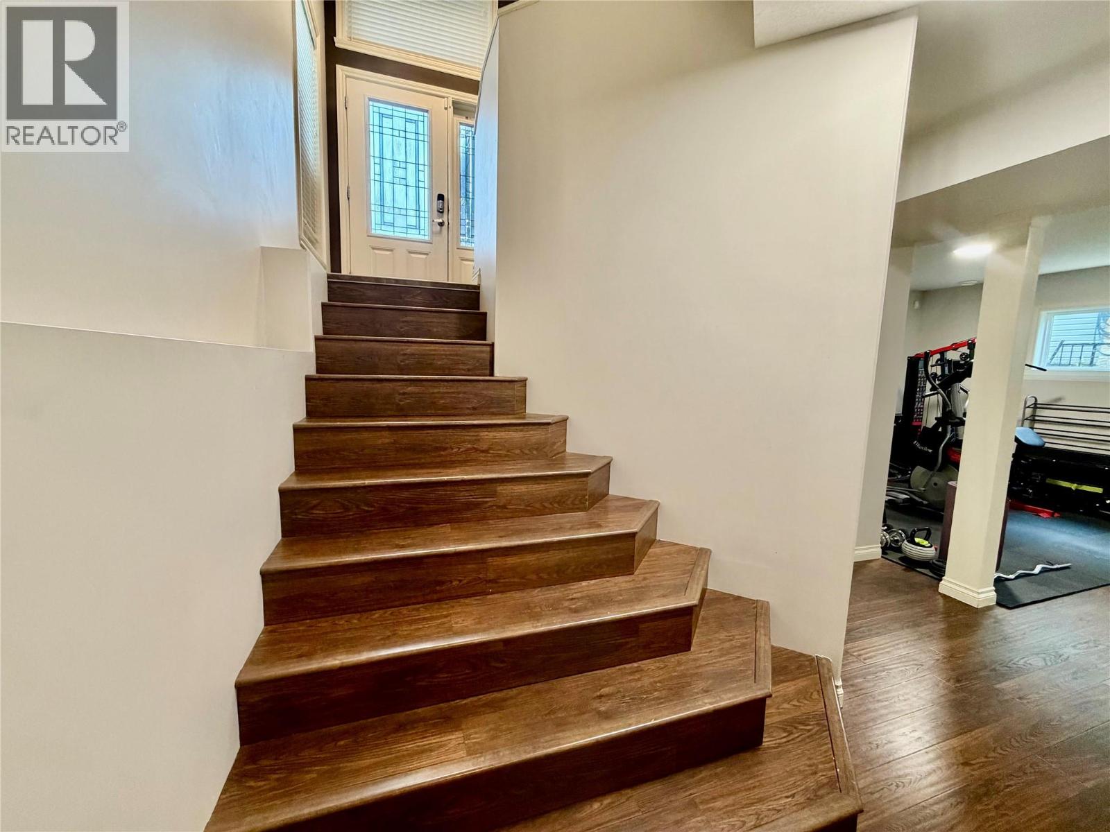 8416 18A Street - Image 23