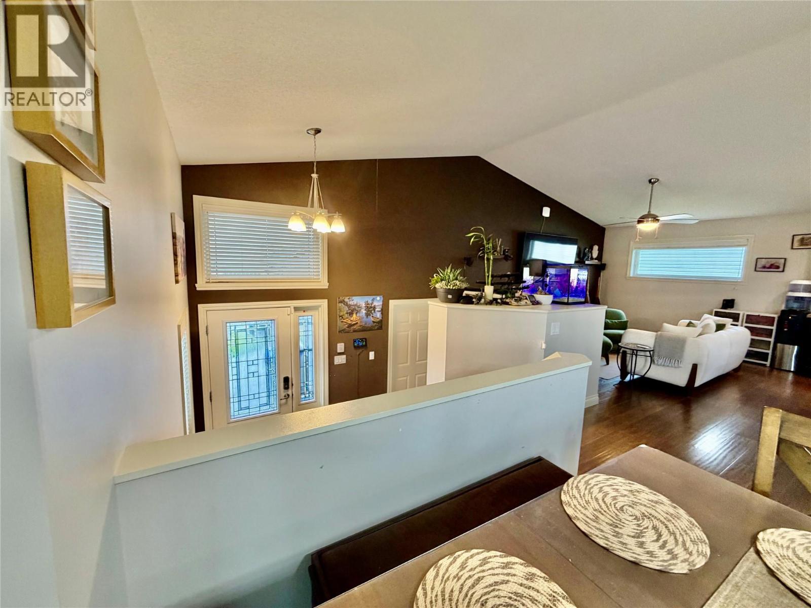 8416 18A Street - Image 9