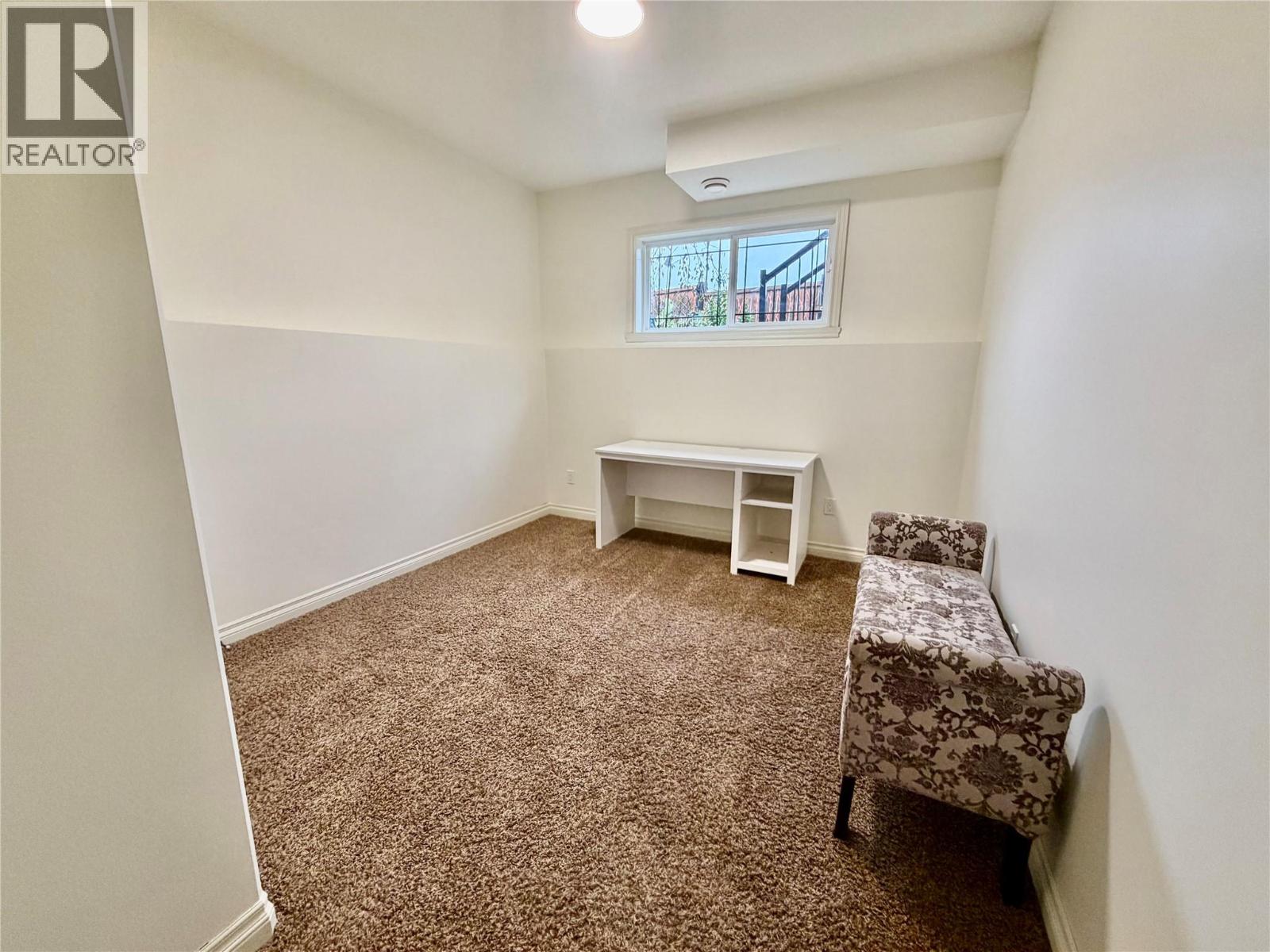 8416 18A Street - 20