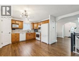 3pc Bathroom - 1704 Woodside Boulevard Nw, Airdrie, AB T4B2K1 Photo 15