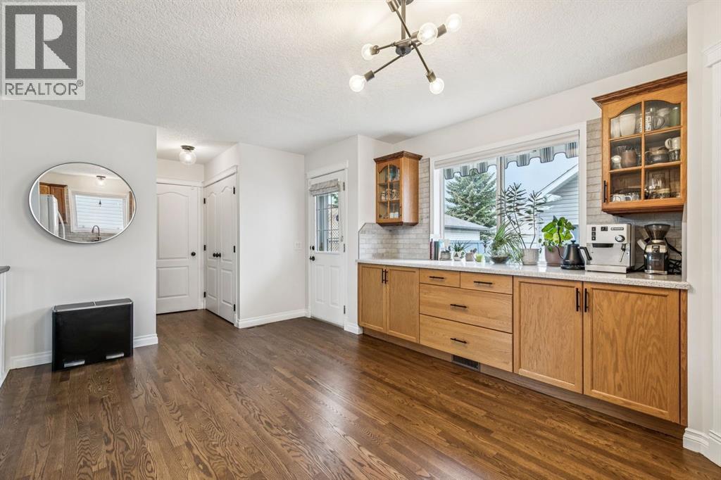 1704 Woodside Boulevard NW - 16