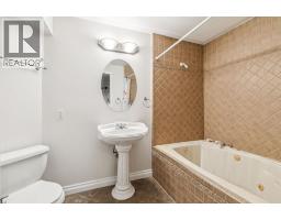 1704 Woodside Boulevard Nw, Airdrie, AB T4B2K1 Photo 32