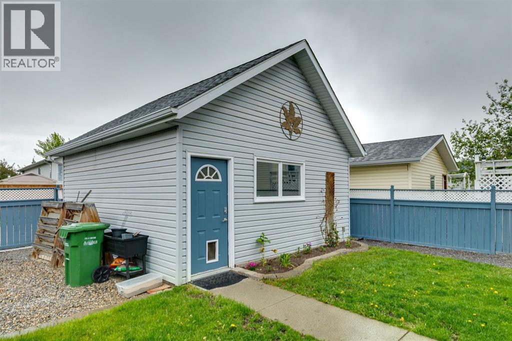 1704 Woodside Boulevard NW - 34