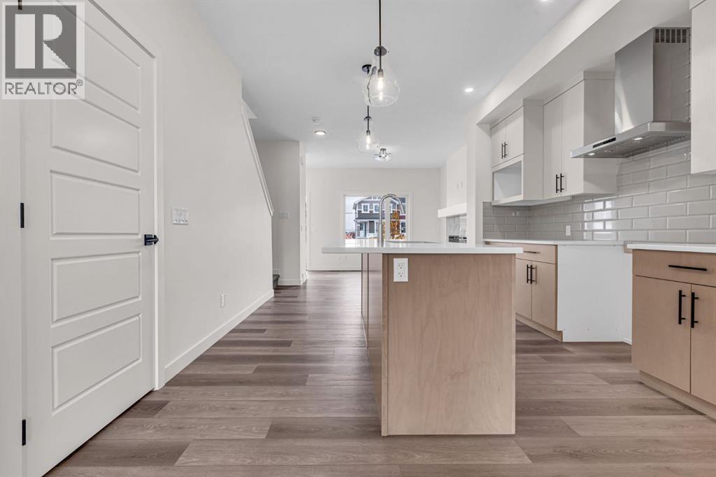 178 Lanark Gate SE - 12