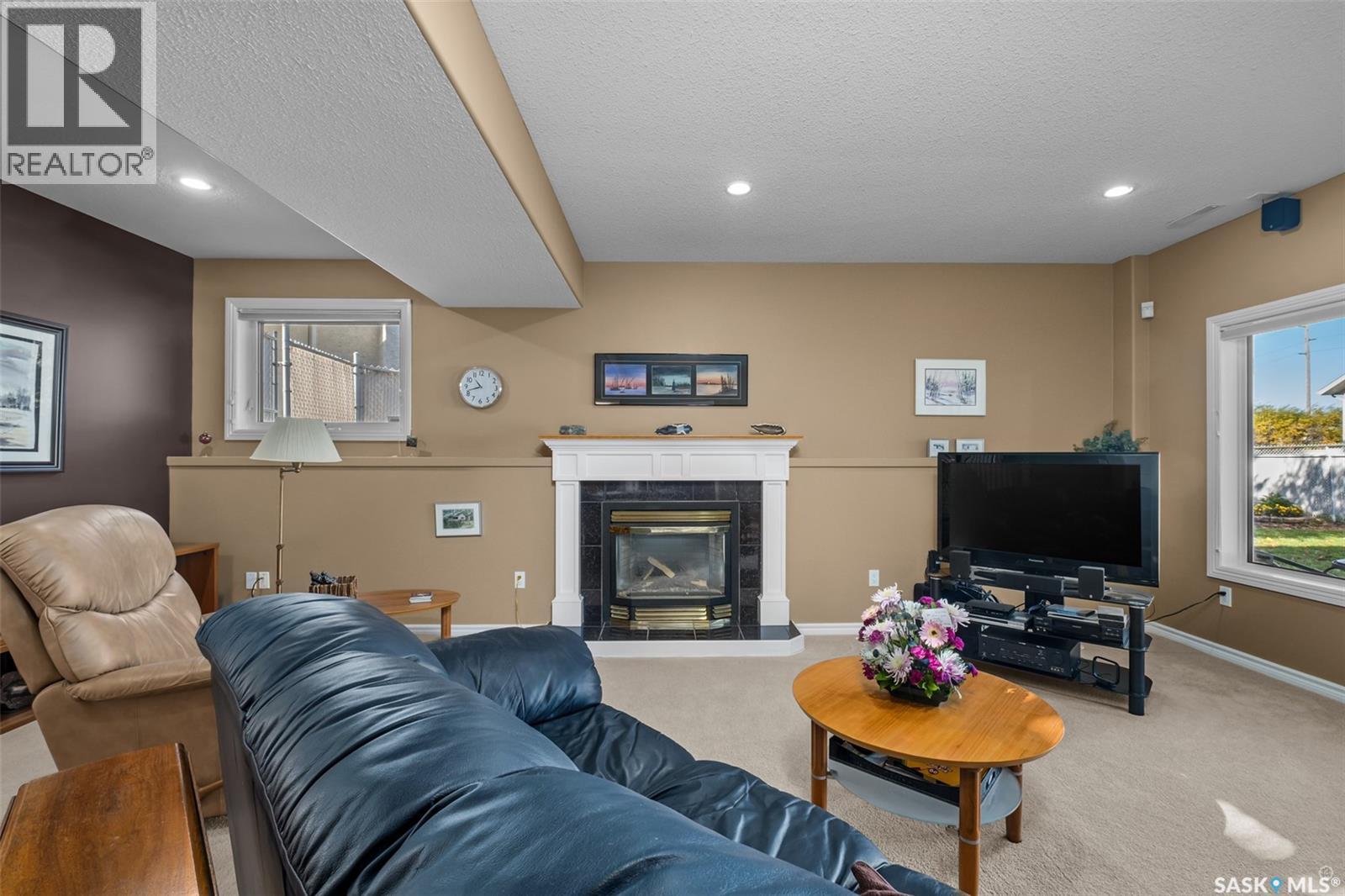 670 Aaron DRIVE - 20