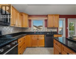Family room - 670 Aaron Drive, Prince Albert, SK S6V8C3 Photo 12