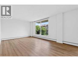 302, 635 57 Avenue SW - photo 3
